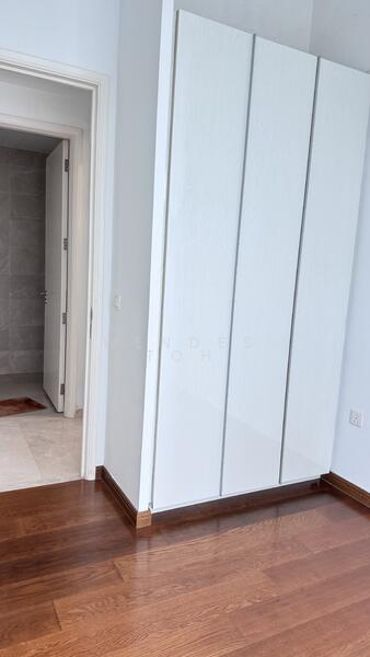 Kingsford Hillview Peak Condominium For Sale at S$ 1,380,000 | PropertyGuru Singapore