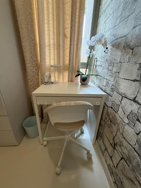 Casa Merah, 52 Tanah Merah Kechil Avenue, Room Rental, 80 sqft, Condominium For Rent, by Linda Ho, 500048407 - Study - PropertyGuru.com.sg