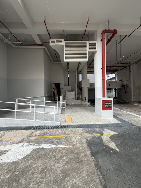 BS Centre, 243 Alexandra Road, 3,340 sqft, Light Industrial (B1) For Rent, by Ann Ng 黄子玹, 500048418 - Exterior - CommercialGuru.com.sg