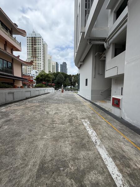BS Centre, 243 Alexandra Road, 3,340 sqft, Light Industrial (B1) For Rent, by Ann Ng 黄子玹, 500048418 - Exterior - CommercialGuru.com.sg