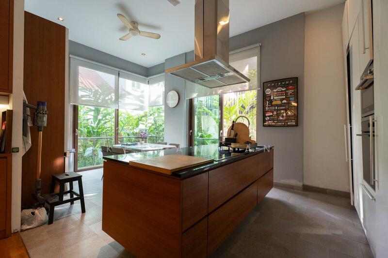 Toh Estate, Toh Crescent, Toh Drive, 7 Bedrooms, 5,136 sqft, Bungalow House For Sale, by Keenan Tan, 500048458 - Kitchen - PropertyGuru.com.sg