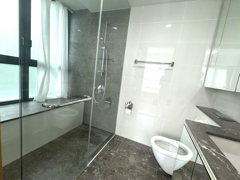 The Gale, Flora Road, 2 Bedrooms, 915 sqft, Condominium For Rent, by Ethan Lee 吕易與, 500048464 - Bathroom - PropertyGuru.com.sg