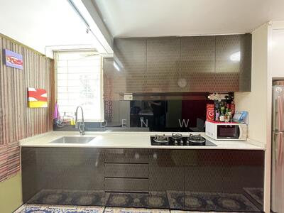 For Sale - 96 Commonwealth Crescent