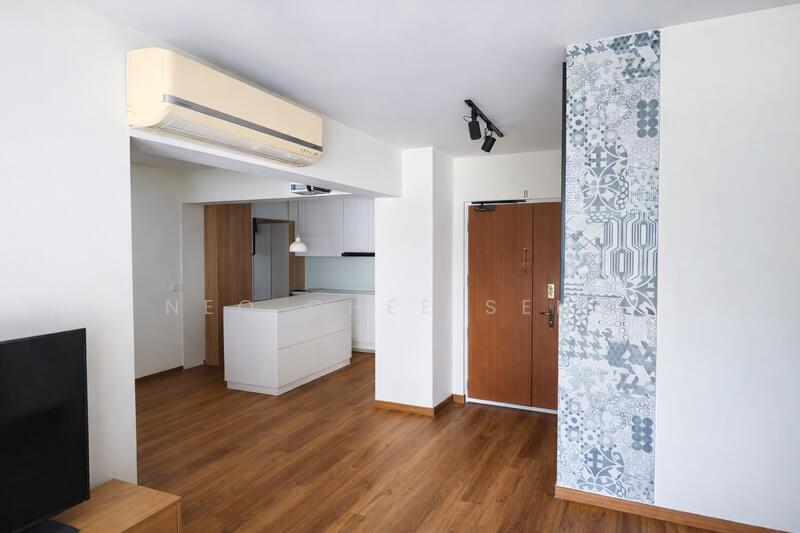 70C Telok Blangah Heights HDB Flat For Sale at S$ 1,180,000 | PropertyGuru Singapore - Living Room