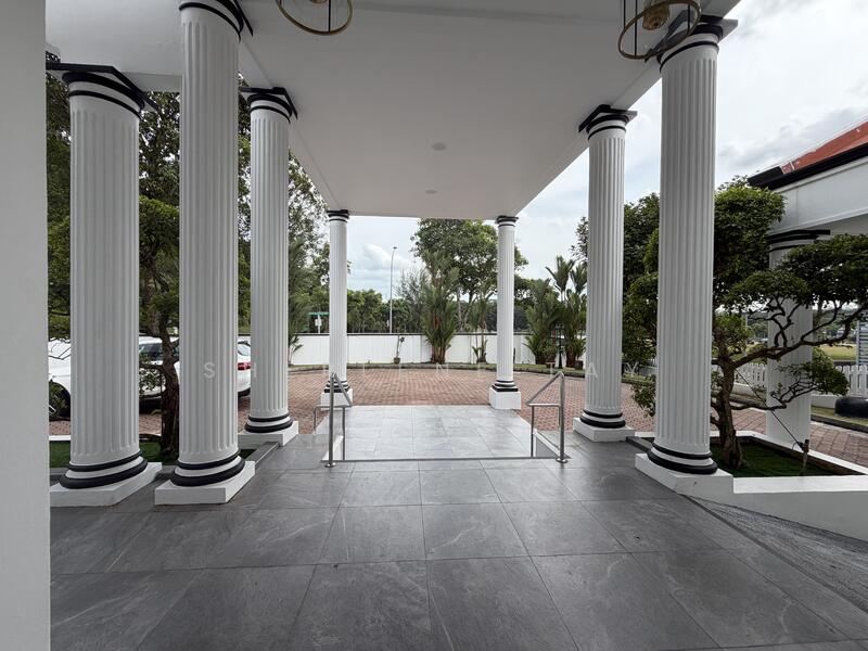 Old Holland Road GCB, , 7 Bedrooms, 12,000 sqft, Good Class Bungalow For Rent, by Sherlene Tay, 500048529 - PropertyGuru.com.sg