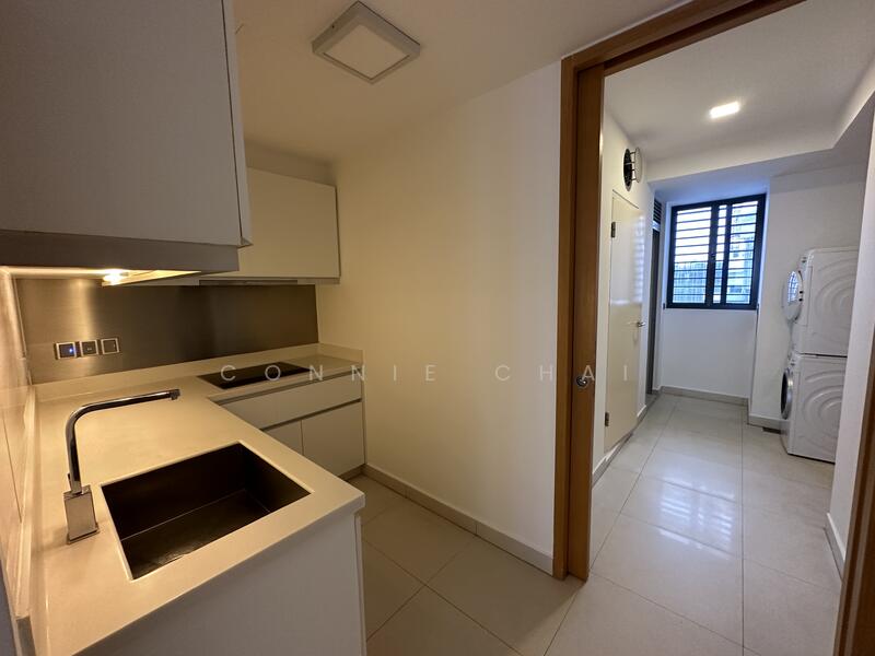 Marina Bay Suites, 3 Central Boulevard, 4 Bedrooms, 2,680 sqft, Apartment For Rent, by Connie Chai, 500048546 - Kitchen - PropertyGuru.com.sg