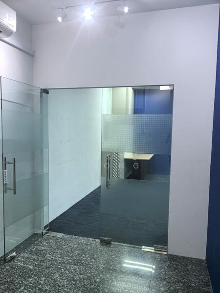 Unity Centre, 51 Bukit Batok Crescent, 1,561 sqft, Light Industrial (B1) For Sale, by Chester Chong, 500048554 - CommercialGuru.com.sg