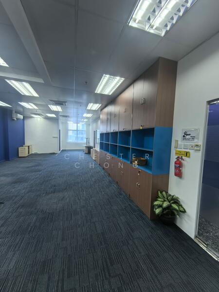Unity Centre, 51 Bukit Batok Crescent, 1,561 sqft, Light Industrial (B1) For Sale, by Chester Chong, 500048554 - CommercialGuru.com.sg