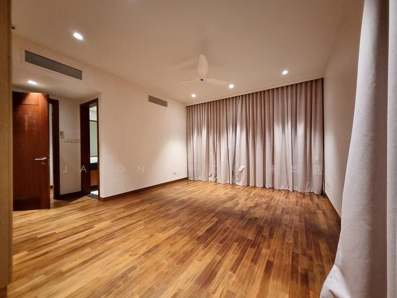 Cluny Park GCB beside Botanic Gardens - 植物园旁边的优质别墅, Cluny Park, 5 Bedrooms, 7,736 sqft, Good Class Bungalow For Rent, by Jason Choo 朱均庭, 500048575 - Master Bedroom - PropertyGuru.com.sg