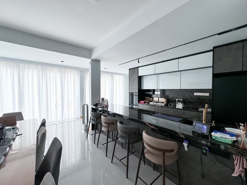 Sennett Avenue Semi-Detached House For Sale at S$ 12,000,000 | PropertyGuru Singapore - Kitchen