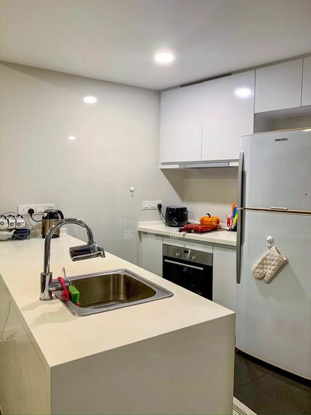 d'Leedon (Former Farrer Court), 13 Leedon Heights, 1 Bedroom, 635 sqft, Condominium For Rent, by Zane Soo 苏昱能, 500048590 - Kitchen - PropertyGuru.com.sg