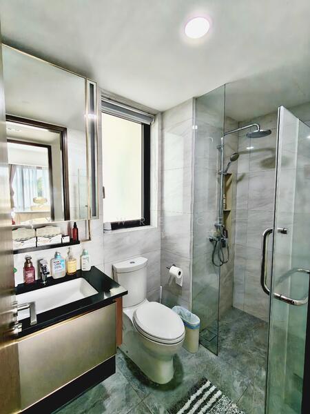 Normanton Park Condominium For Sale at S$ 1,949,000 | PropertyGuru Singapore - Bathroom