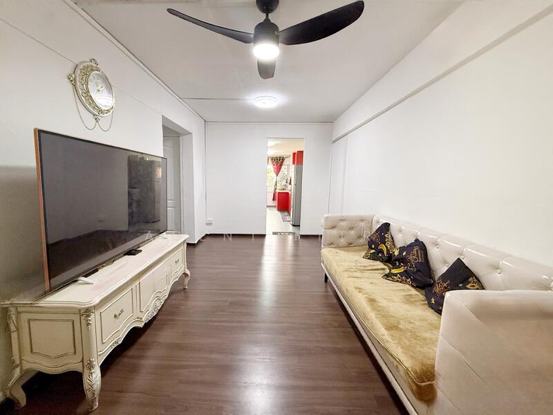 For Sale - 734 Yishun Avenue 5