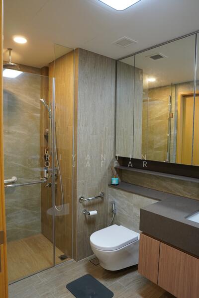 The Jovell, 19 Flora Drive, 2 Bedrooms, 635 sqft, Condominium For Rent, by Riyantino Jaffar, 500048625 - Bathroom - PropertyGuru.com.sg