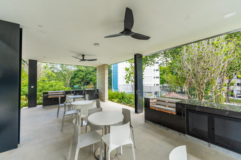 Avenue South Residence, 11 Silat Avenue, 2 Bedrooms, 657 sqft, Condominium For Rent, by Ronald Chye, 500048682 - Exterior - PropertyGuru.com.sg