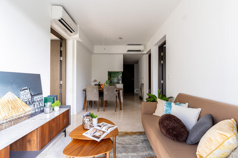 Avenue South Residence, 11 Silat Avenue, 2 Bedrooms, 657 sqft, Condominium For Rent, by Ronald Chye, 500048682 - Living Room - PropertyGuru.com.sg