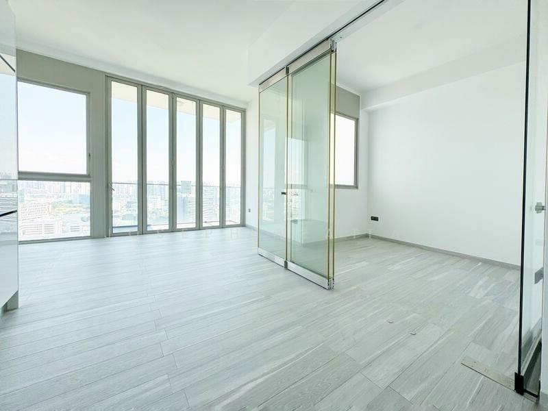 Kallang Riverside Condominium For Sale at S$ 1,500,000 | PropertyGuru Singapore - Living Room