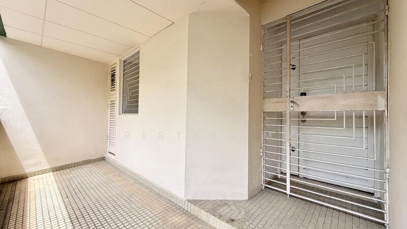 Pine Grove, 1N Pine Grove, 2 Bedrooms, 1,324 sqft, Condominium For Rent, by Christina May, 500048693 - Exterior - PropertyGuru.com.sg