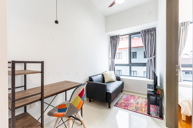 Sycamore Tree, 2 Fowlie Road, 1 Bedroom, 377 sqft, Apartment For Rent, by Ronald Chye, 500048699 - Living Room - PropertyGuru.com.sg