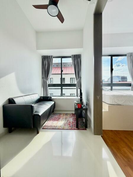 Sycamore Tree, 2 Fowlie Road, 1 Bedroom, 377 sqft, Apartment For Rent, by Ronald Chye, 500048699 - Living Room - PropertyGuru.com.sg