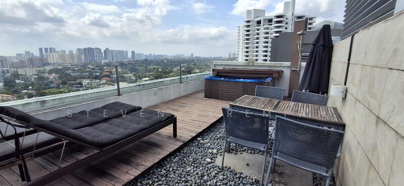 Rooftop Terrace and Jacuzzi