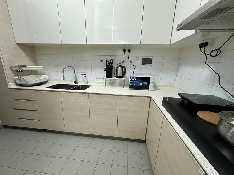 Fernwood Towers, 24 Fernwood Terrace, Room Rental, 168 sqft, Condominium For Rent, by Mandy Hsieh, 500048789 - Kitchen - PropertyGuru.com.sg