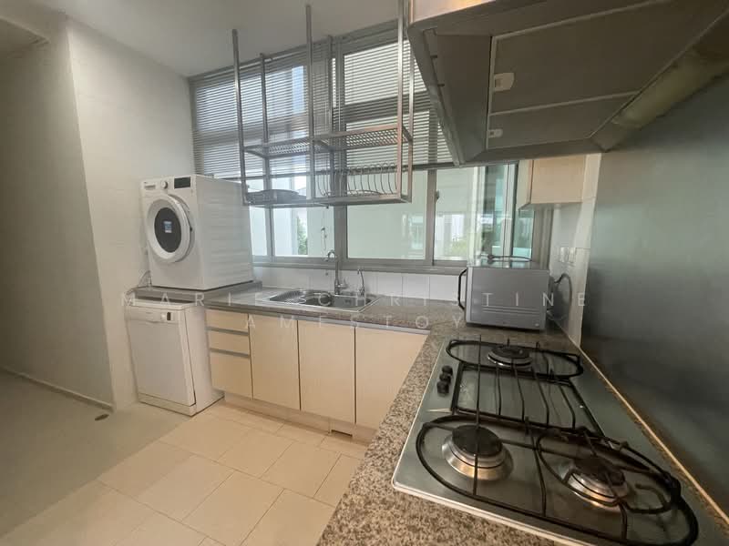 Glentrees, 11A Mount Sinai Lane, 4 Bedrooms, 2,691 sqft, Condominium For Rent, by Marie-Christine Amestoy, 500048799 - Kitchen - PropertyGuru.com.sg
