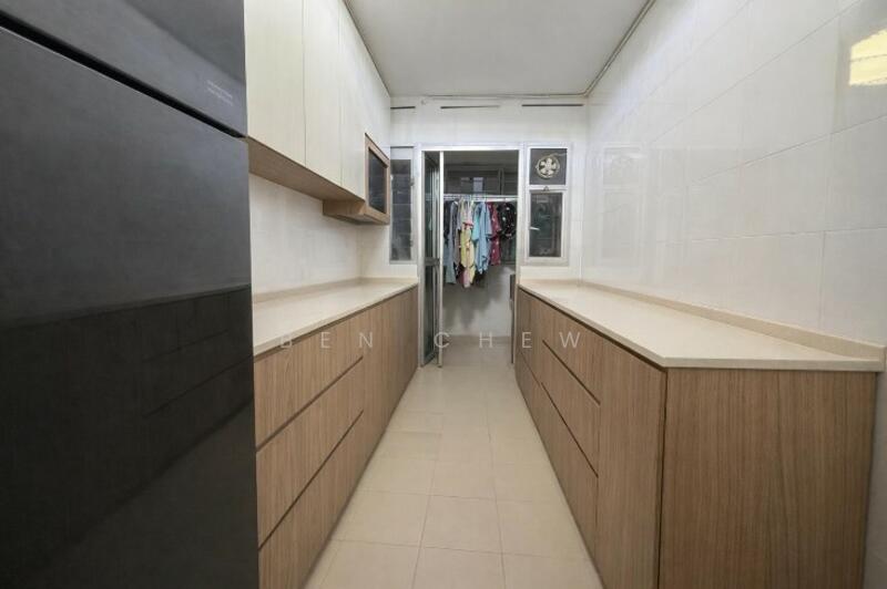93B Telok Blangah Street 31 HDB Flat For Sale at S$ 1,030,000 | PropertyGuru Singapore - Kitchen