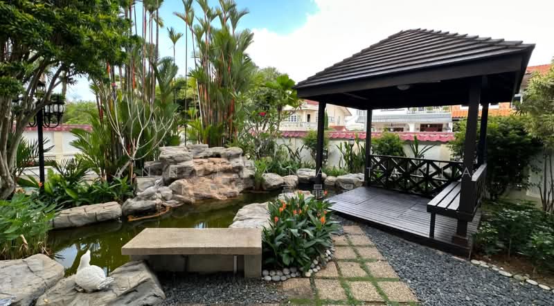 Charming 2 Storey Detached @ Kingsmead Road King's Drive King's Road Queen's Road Detached House For Sale at S$ 19,800,000 | PropertyGuru Singapore - Garden