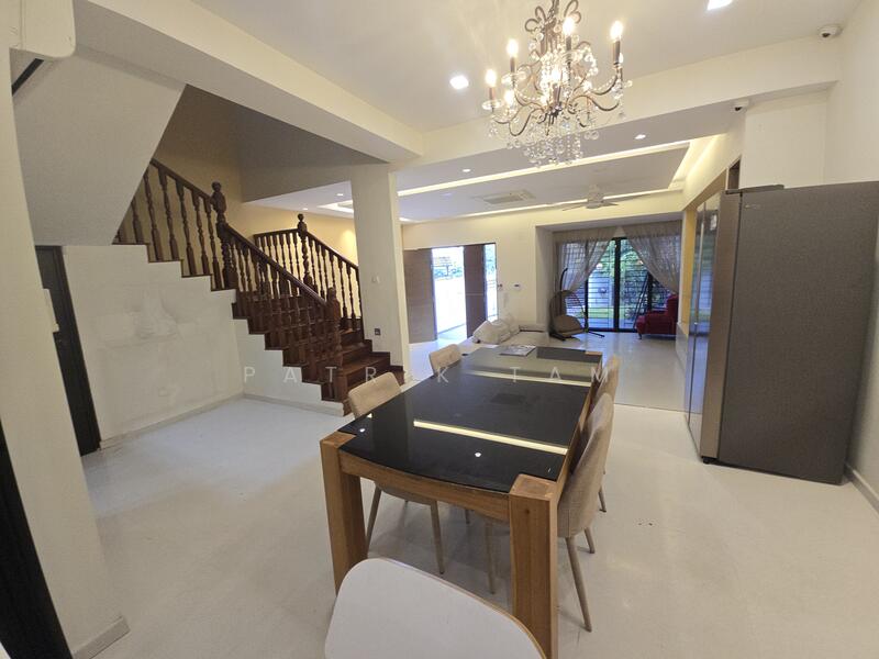 3.5 storey inter-terrace house along Sixth Avenue for lease, Sixth Avenue, 5 Bedrooms, 4,000 sqft, Terraced House For Rent, by Patrik Tam, 500048849 - Interior - PropertyGuru.com.sg