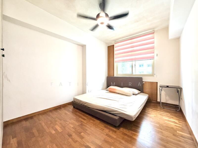 112 Edgefield Plains HDB Flat For Sale at S$ 655,000 | PropertyGuru Singapore - Bedroom