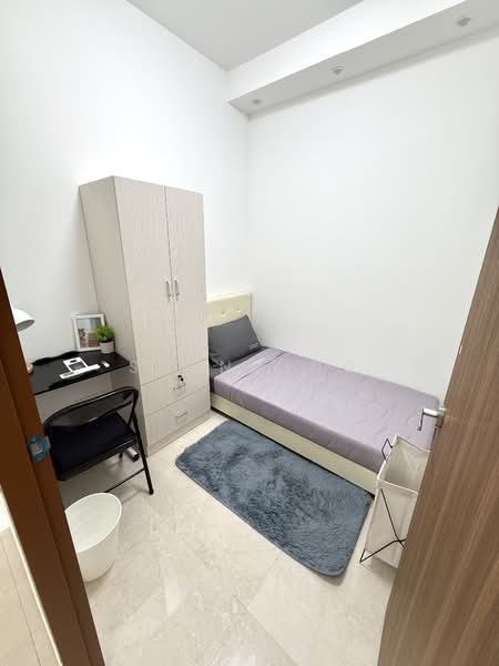 Heritage View, 6 Dover Rise, Room Rental, 80 sqft, Condominium For Rent, by Sean Ong, 500048877 - PropertyGuru.com.sg