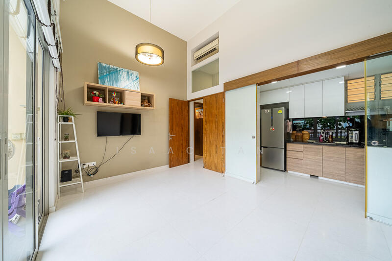 WhiteHaven Apartment For Sale at S$ 2,000,000 | PropertyGuru Singapore - Living Room