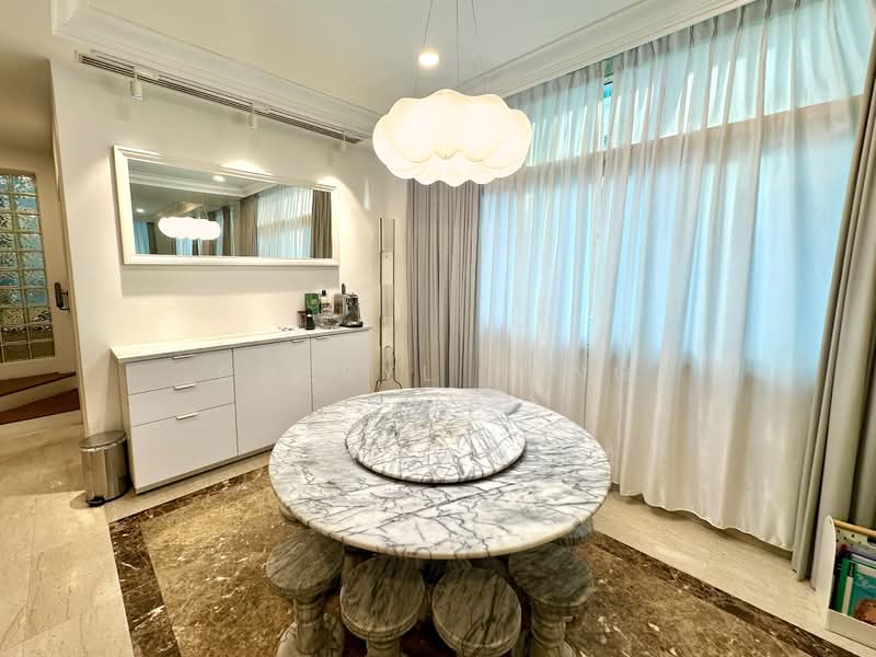 University Park, University Walk, 5 Bedrooms, 2,842 sqft, Semi-Detached House For Sale, by Cheryl Tang, 500048890 - Dining room - PropertyGuru.com.sg