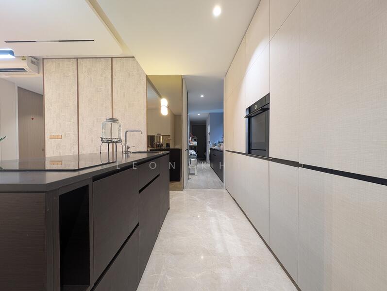Amber Park Condominium For Sale at S$ 4,680,000 | PropertyGuru Singapore - Dry Kitchen