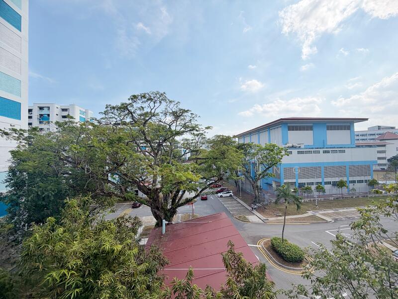 Living Room View (Face South)