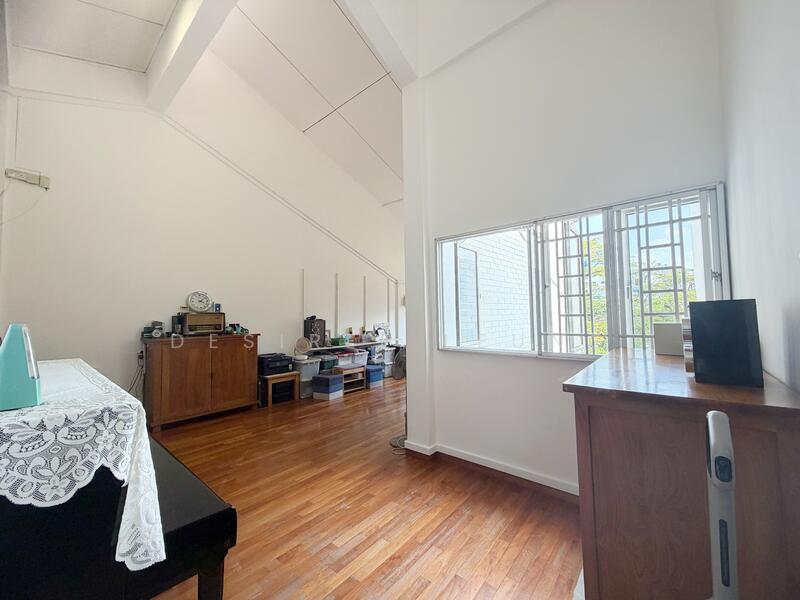 For Sale - 303 Hougang Avenue 5