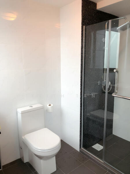 Vibes @ Kovan Condominium For Sale at S$ 1,350,000 | PropertyGuru Singapore - Bathroom
