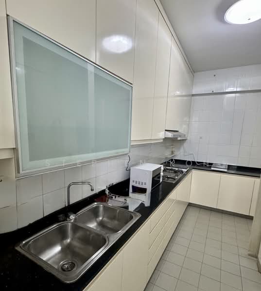 For Rent - Fernwood Towers