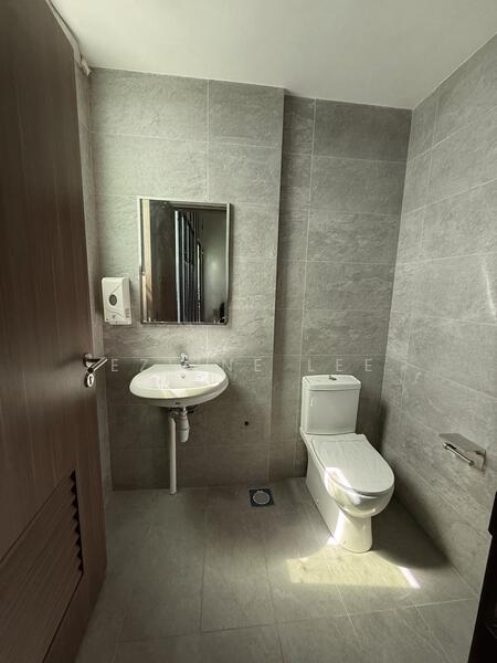 Stellar @ Tampines, 12 Tampines North Drive 4, 1,647 sqft, Factory / Workshop (B2) For Rent, by Ezline Lee, 500048940 - Bathroom - CommercialGuru.com.sg