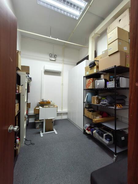 Oxley BizHub 2, 62 Ubi Road 1, 1,894 sqft, Light Industrial (B1) For Sale, by Sherman Ng, 500048950 - Study - CommercialGuru.com.sg