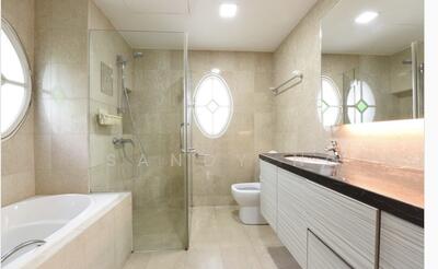 For Rent - Detached House Novena for Rent