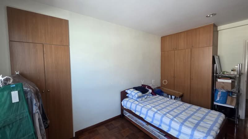 Mariam Walk, Mariam Walk, 4 Bedrooms, 2,454 sqft, Terraced House For Sale, by Danny Yeo, 500048991 - Bedroom - PropertyGuru.com.sg