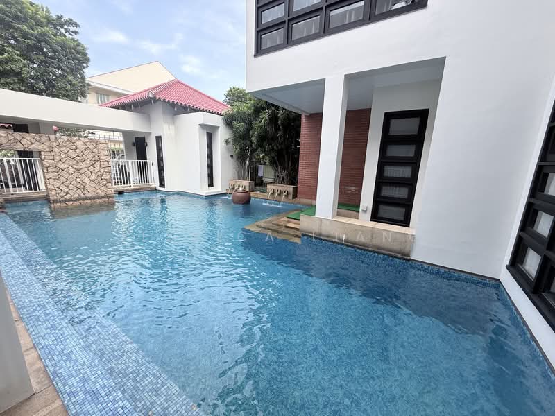 Woodgrove Estate, Cedarwood Grove, 6 Bedrooms, 5,425 sqft, Detached House For Rent, by Jessica Liang, 500049001 - Exterior - PropertyGuru.com.sg