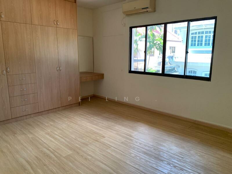 D9✨Detached House at Paterson Hill - Prime Orchard Detached House For Sale at S$ 33,000,000 | PropertyGuru Singapore - Bedroom