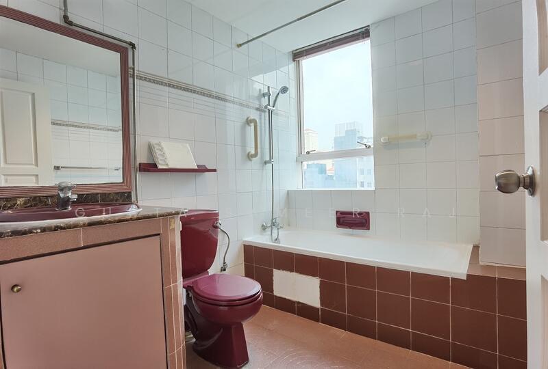 336 River Valley, 336 River Valley Road, 3 Bedrooms, 1,582 sqft, Apartment For Rent, by Gupta Sameer Raj, 500049020 - Bathroom - PropertyGuru.com.sg