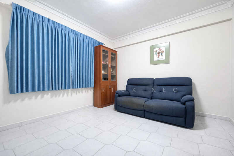 254 Kim Keat Avenue HDB Flat For Sale at S$ 1,000,000 | PropertyGuru Singapore - Living Room