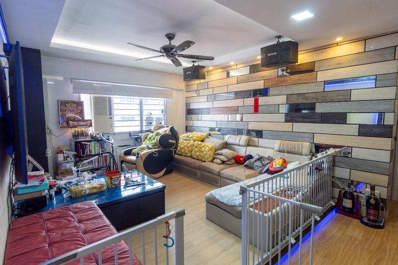 For Sale - 390 Yishun Avenue 6