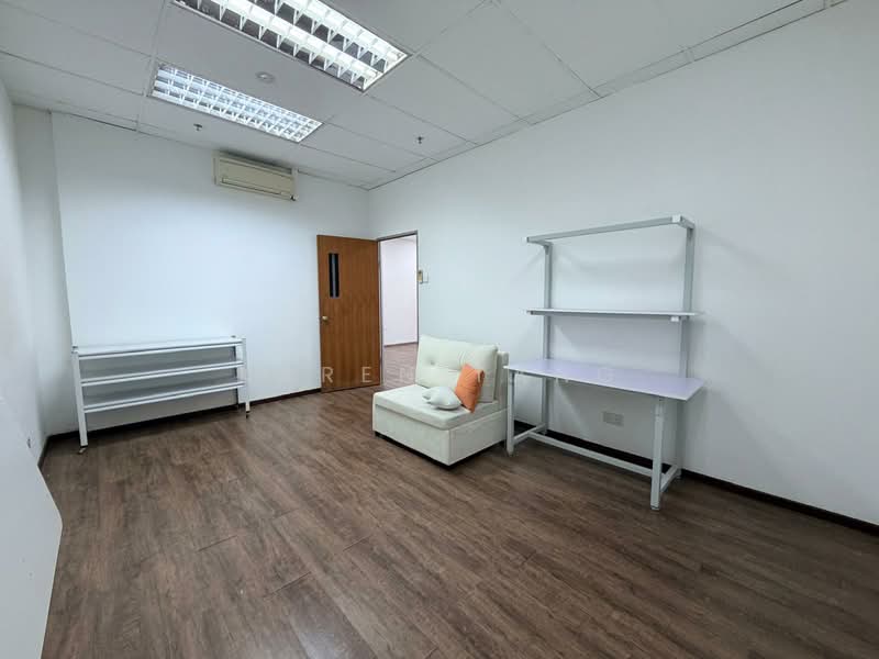 Eunos Techpark, 60 Kaki Bukit Place, 662 sqft, Factory / Workshop (B2) For Rent, by Karen Tang, 500049080 - Interior - CommercialGuru.com.sg