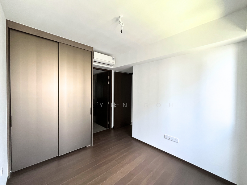 Tembusu Grand Condominium For Sale at S$ 2,099,000 | PropertyGuru Singapore - Master Room | SageHomes